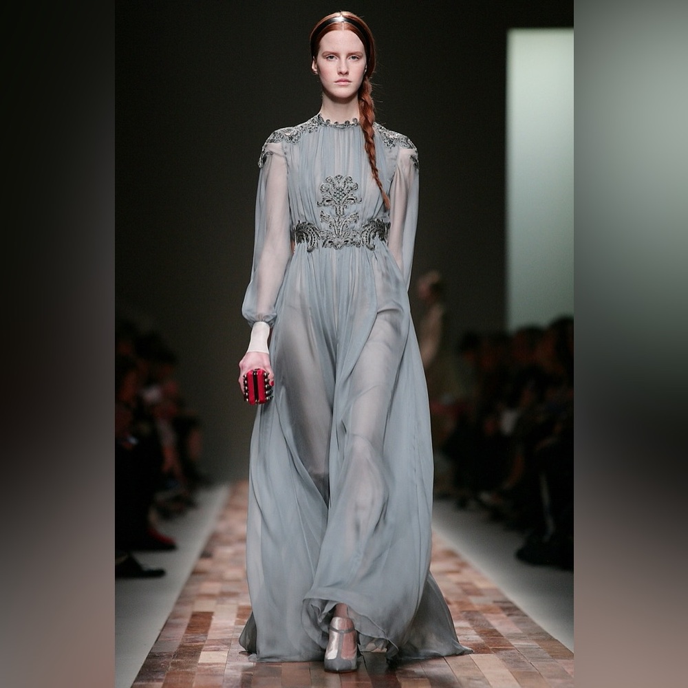 VALENTINO RUNWAY BEAD EMBROIDERED GREY PLEATED LONG SLEEVE GOWN DRESS IT 46